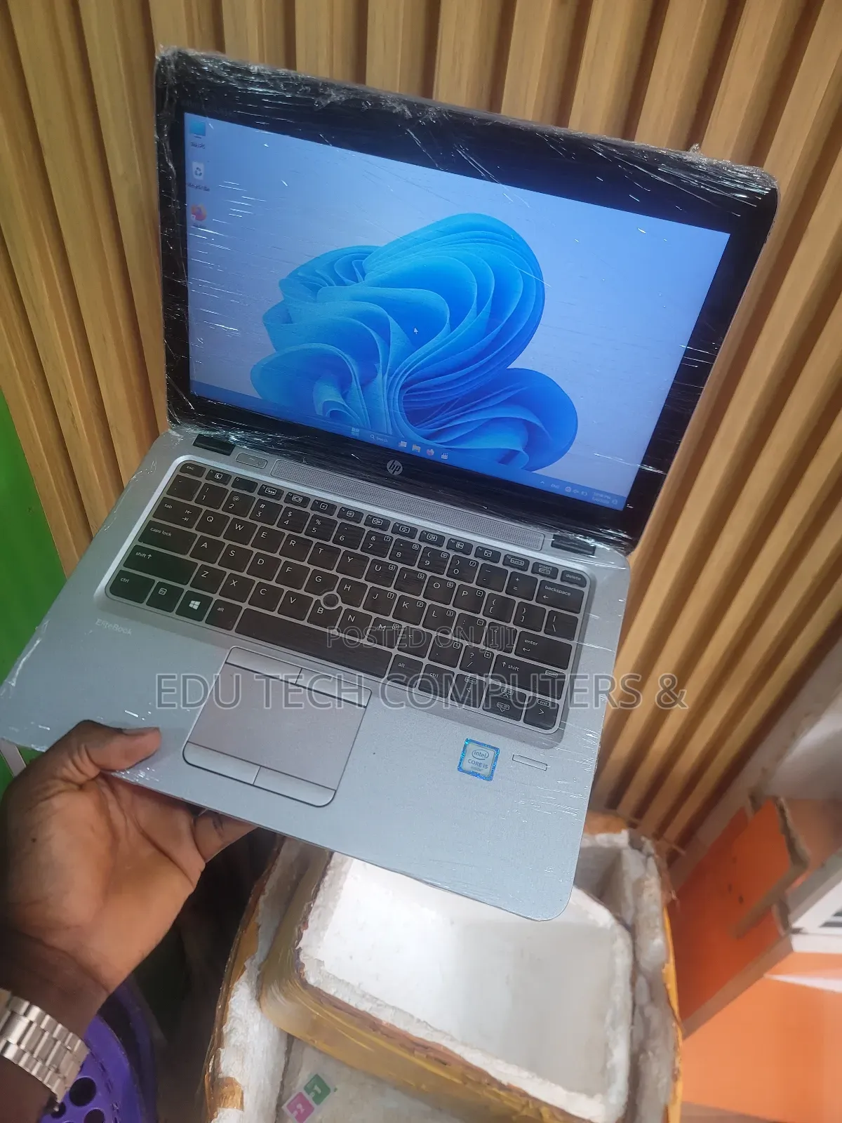 Laptop HP EliteBook 820 G3 8GB Intel Core I5 SSD 256GB