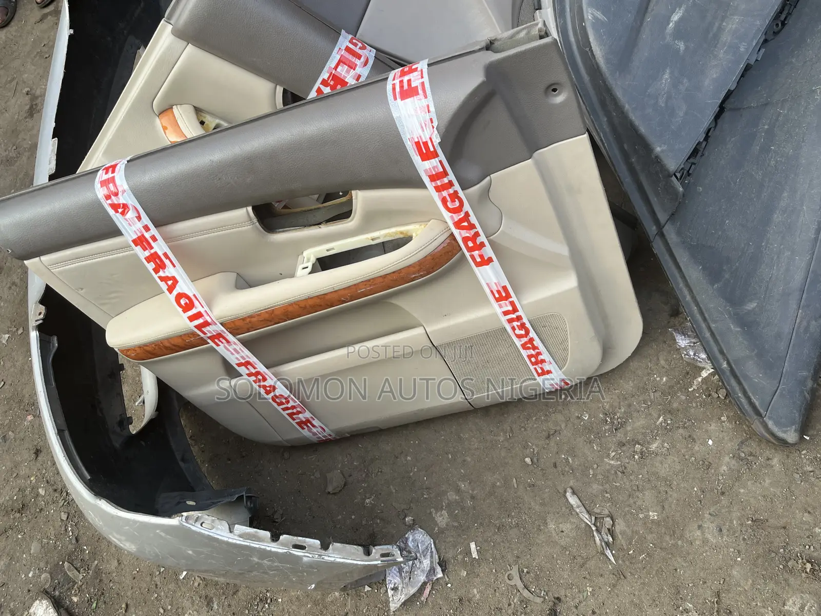 Complete Door Mat Lexus Rx 330 2006 Model Available