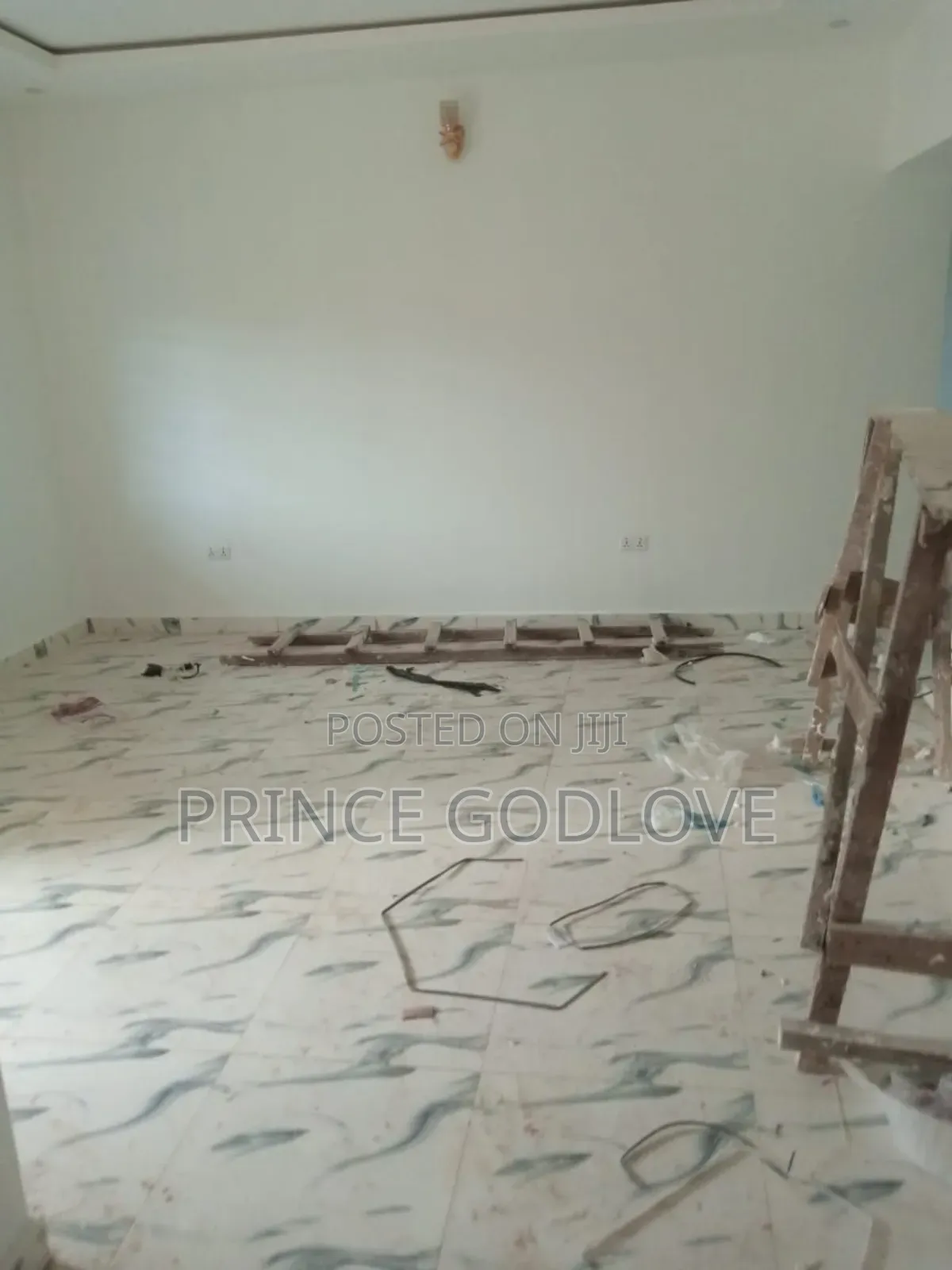 2bdrm Block of Flats in Yellow Gate Estate, Dawaki for rent