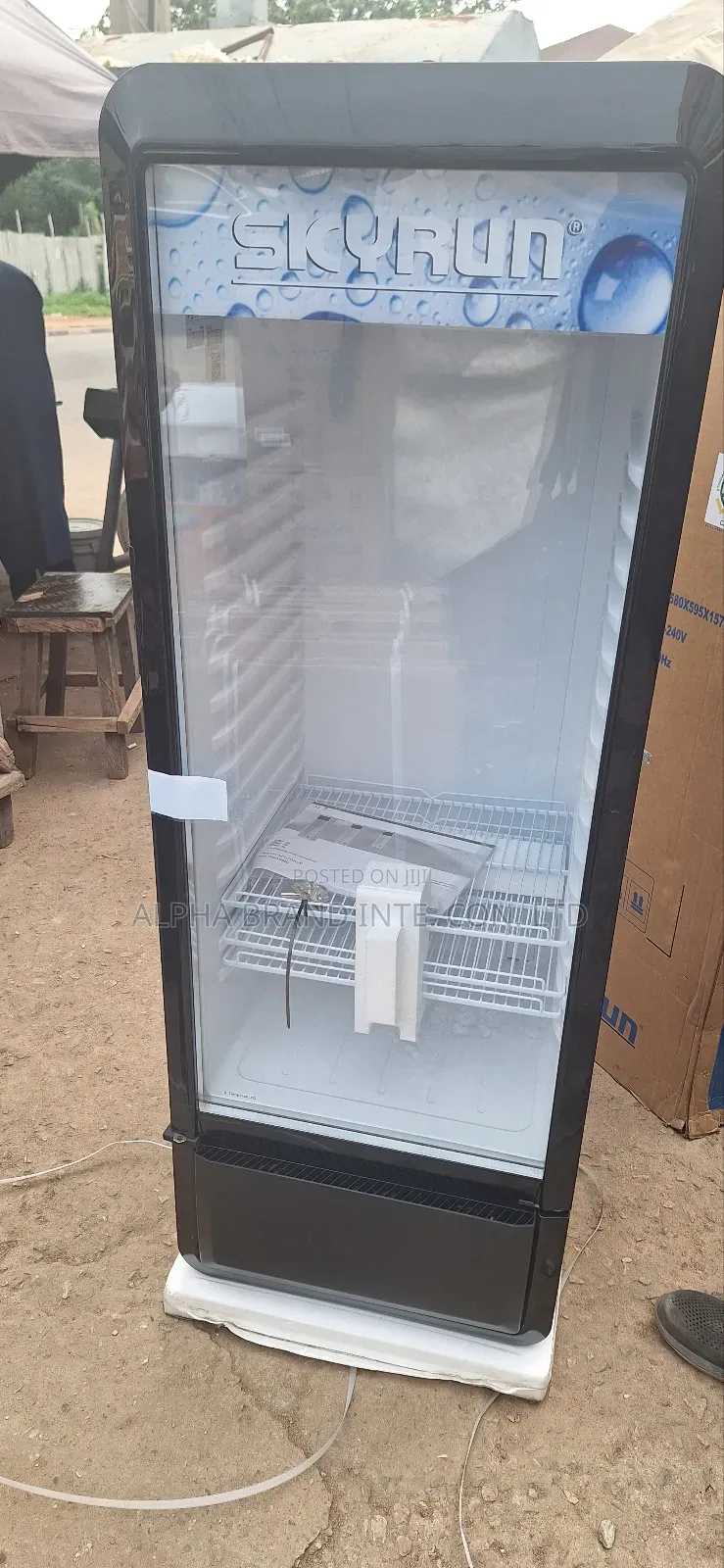 Skyrun Display Fridge 240lt