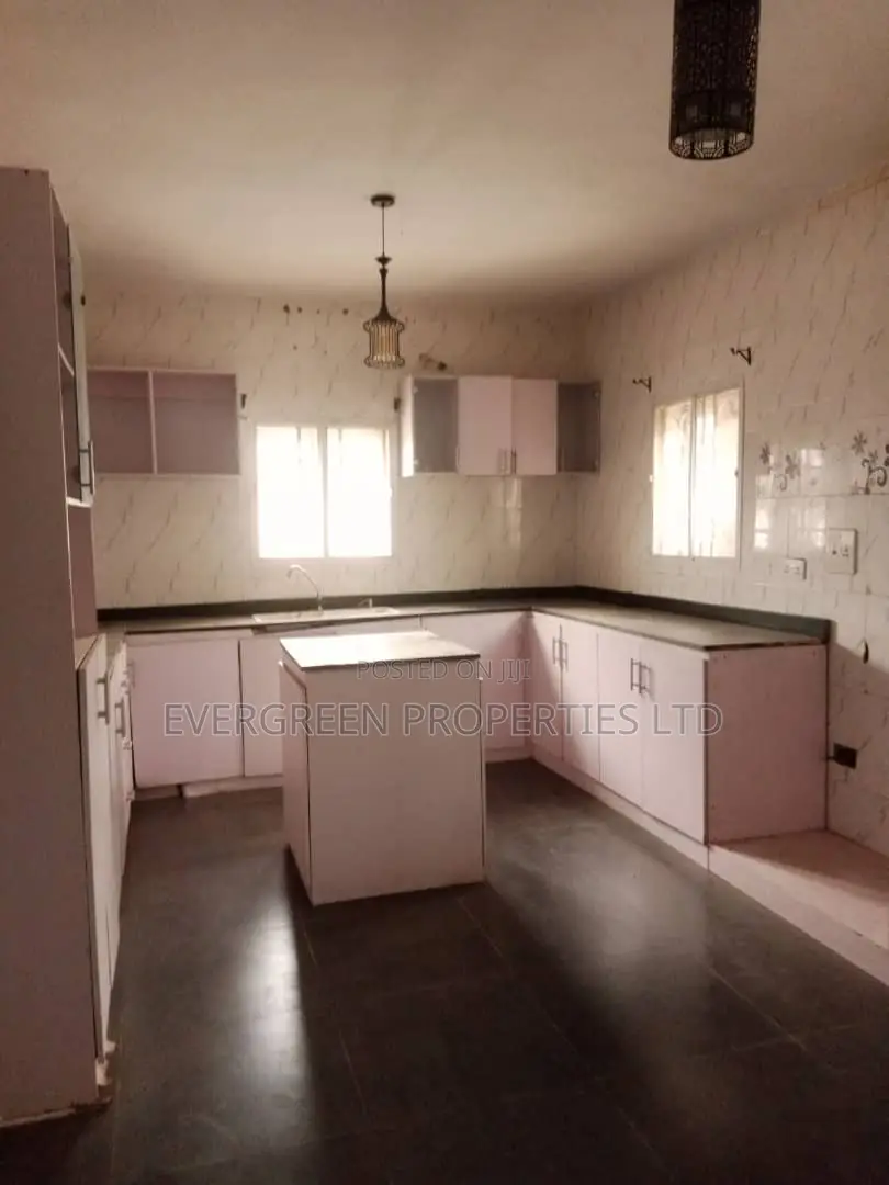 4bdrm Duplex in Rind Road for sale