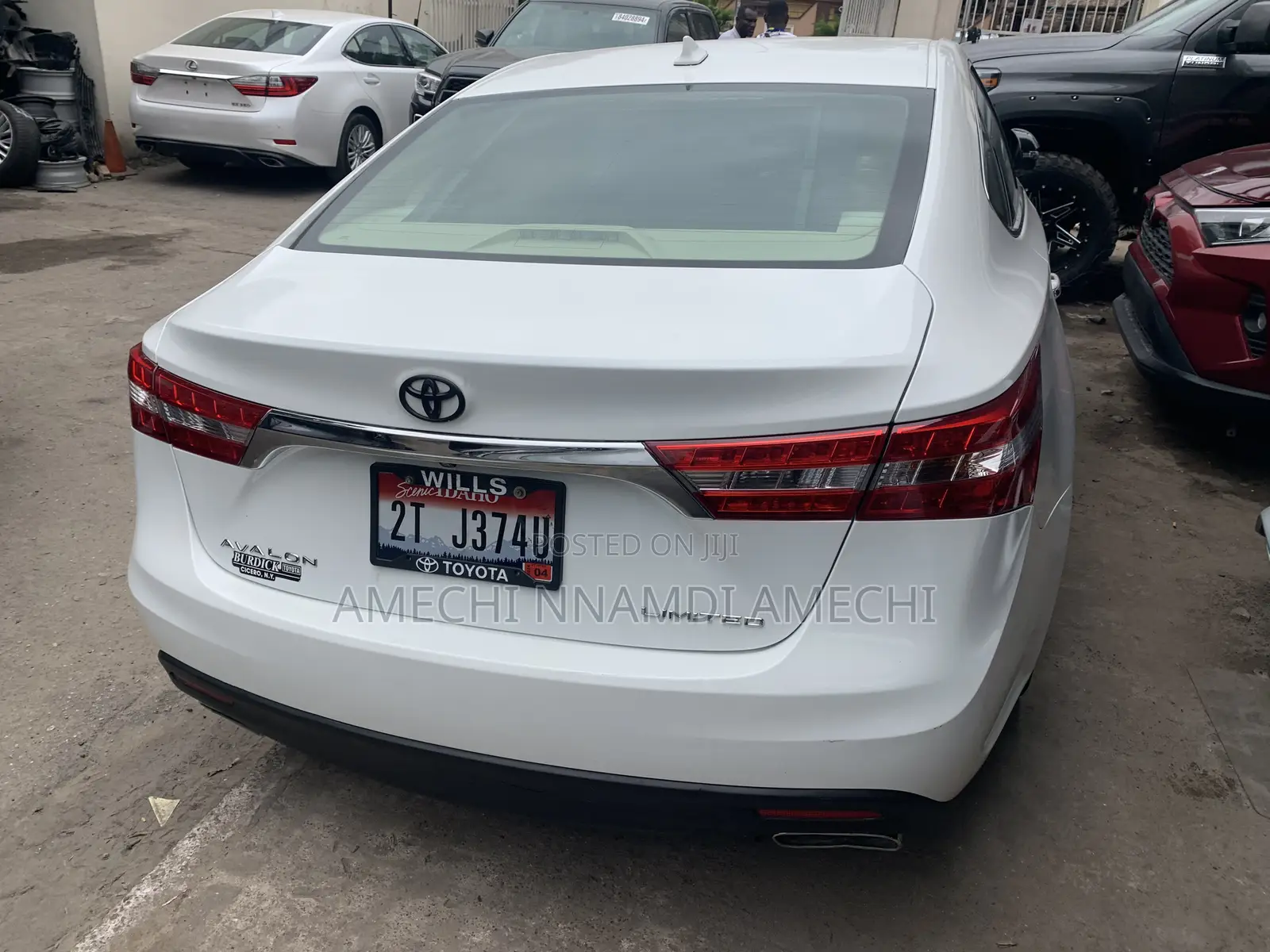 Toyota Avalon Limited 4dr Sedan (3.5L 6cyl 6A) 2014 White