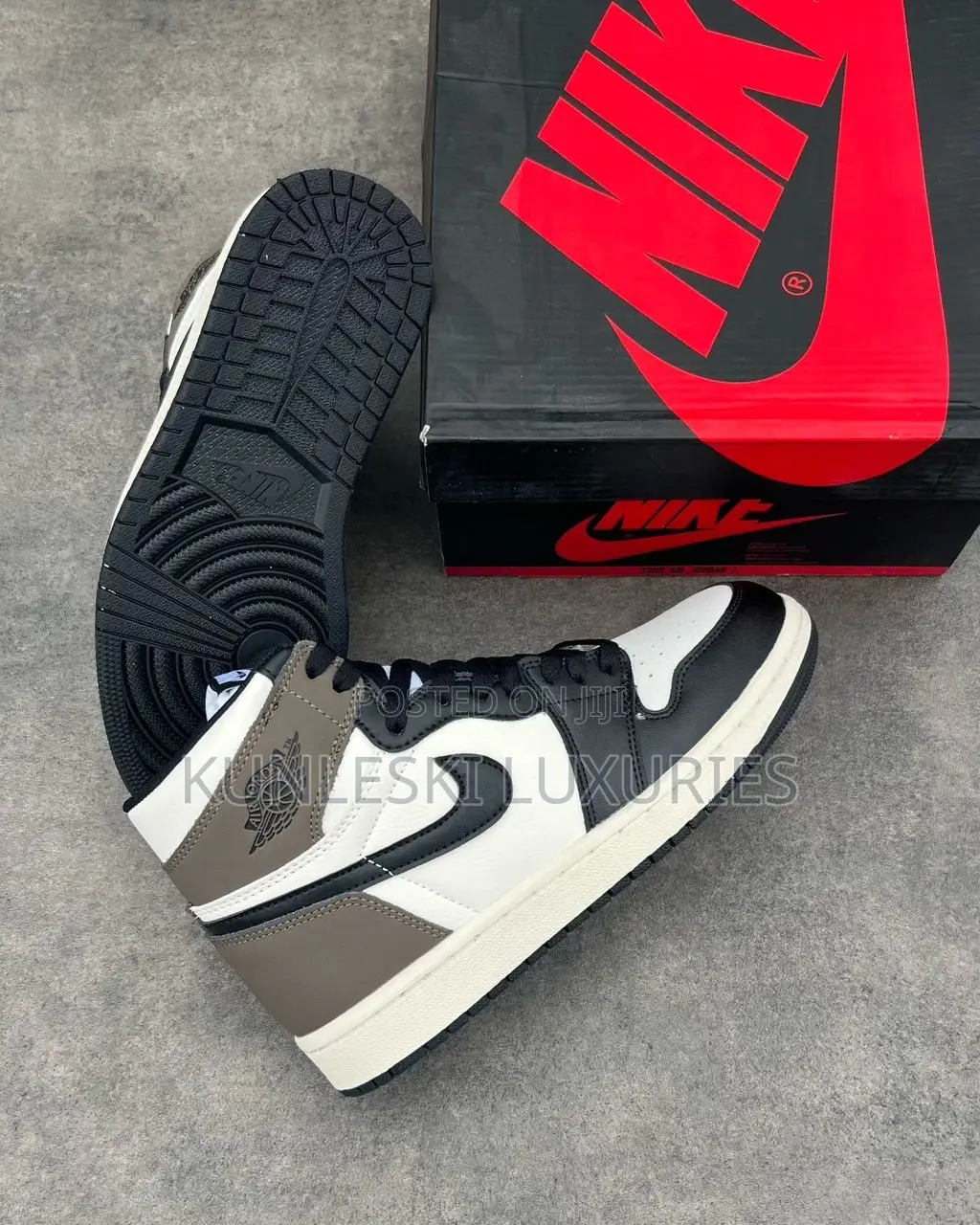 Original Air Jordan 1 Retro Mocha White Brown Sneakers