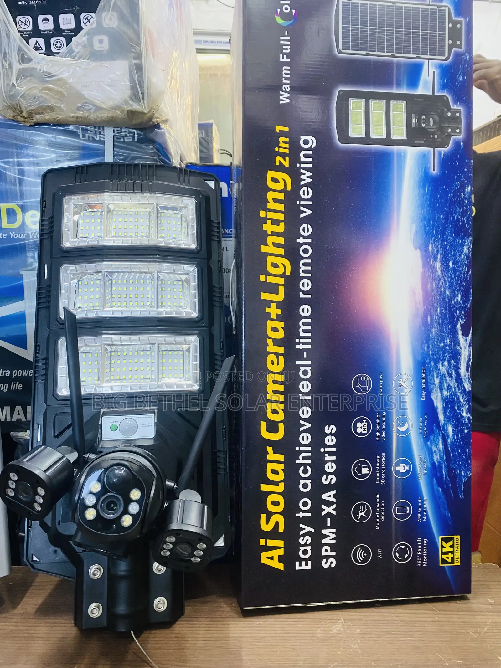 Ai Solar Camera + Lighting 450w 2in1 4eye Solar Camera