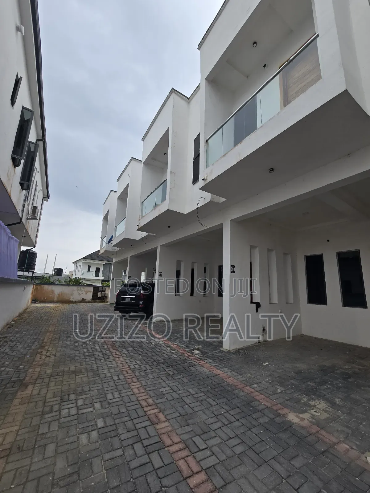2bdrm Duplex in General Paint for sale