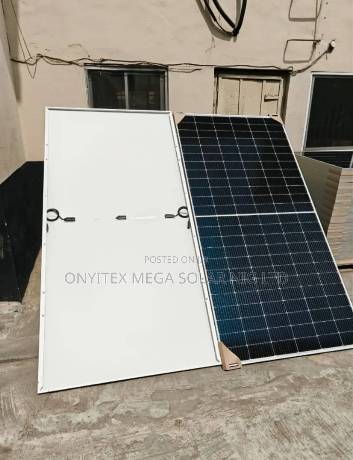 Original Solar Panel 590watts 48v