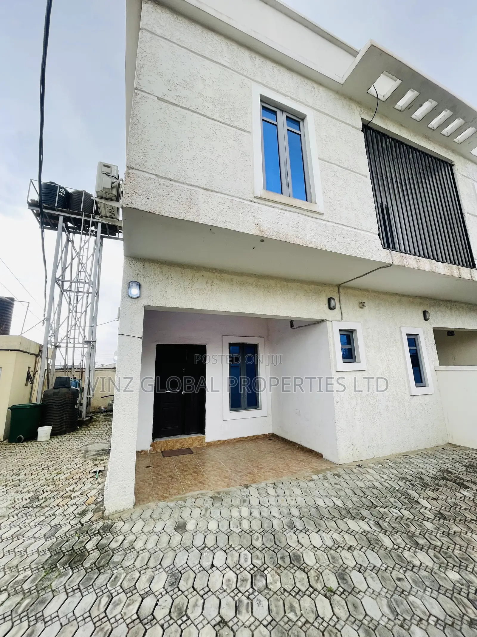 Luxury 2 Bedroom Duplex (Self Compound) With Excellent Facilities