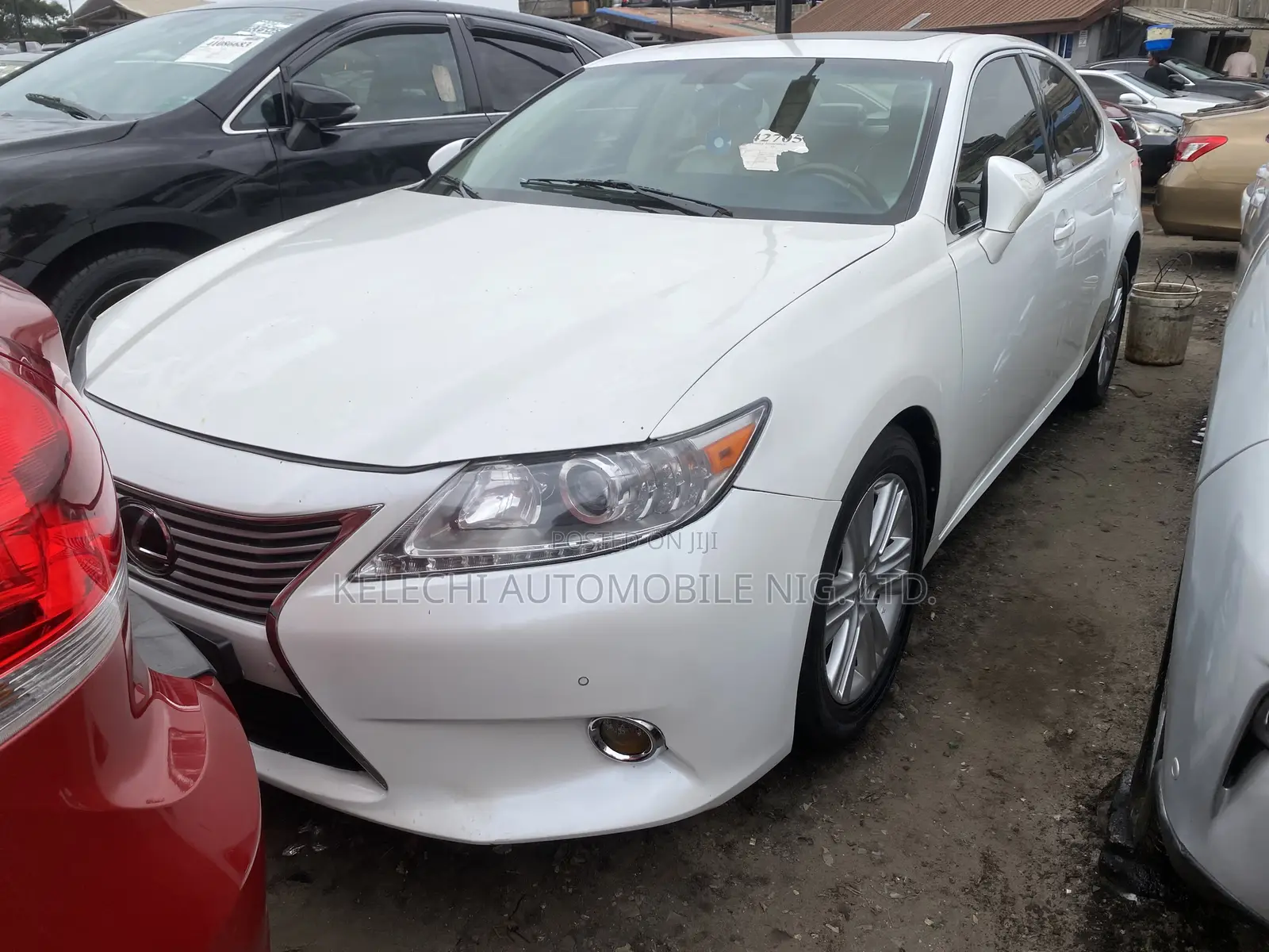 Lexus ES 350 FWD 2014 White