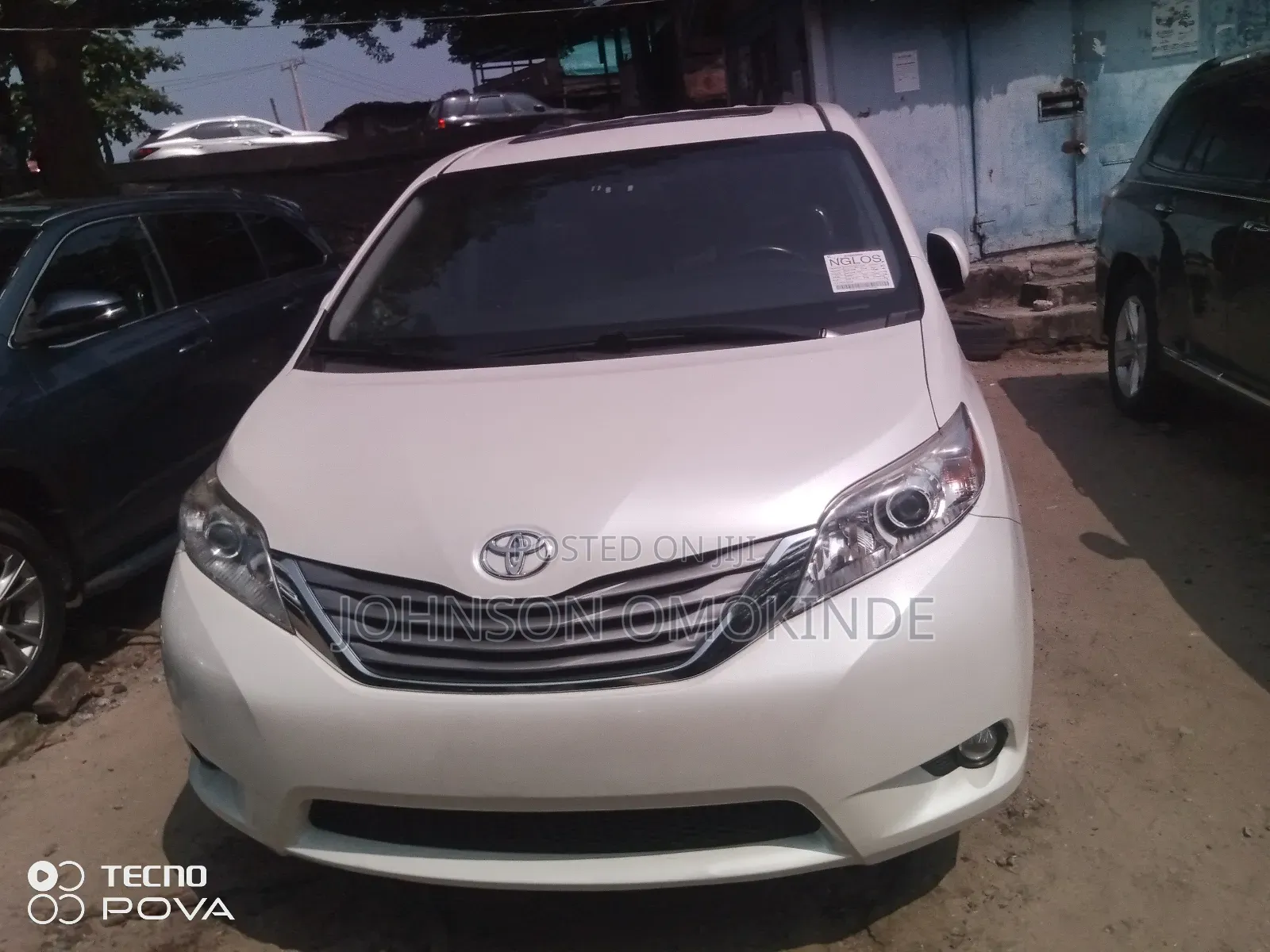 Toyota Sienna XLE 7 Passenger (3.5L 6cyl 6A) 2016 White