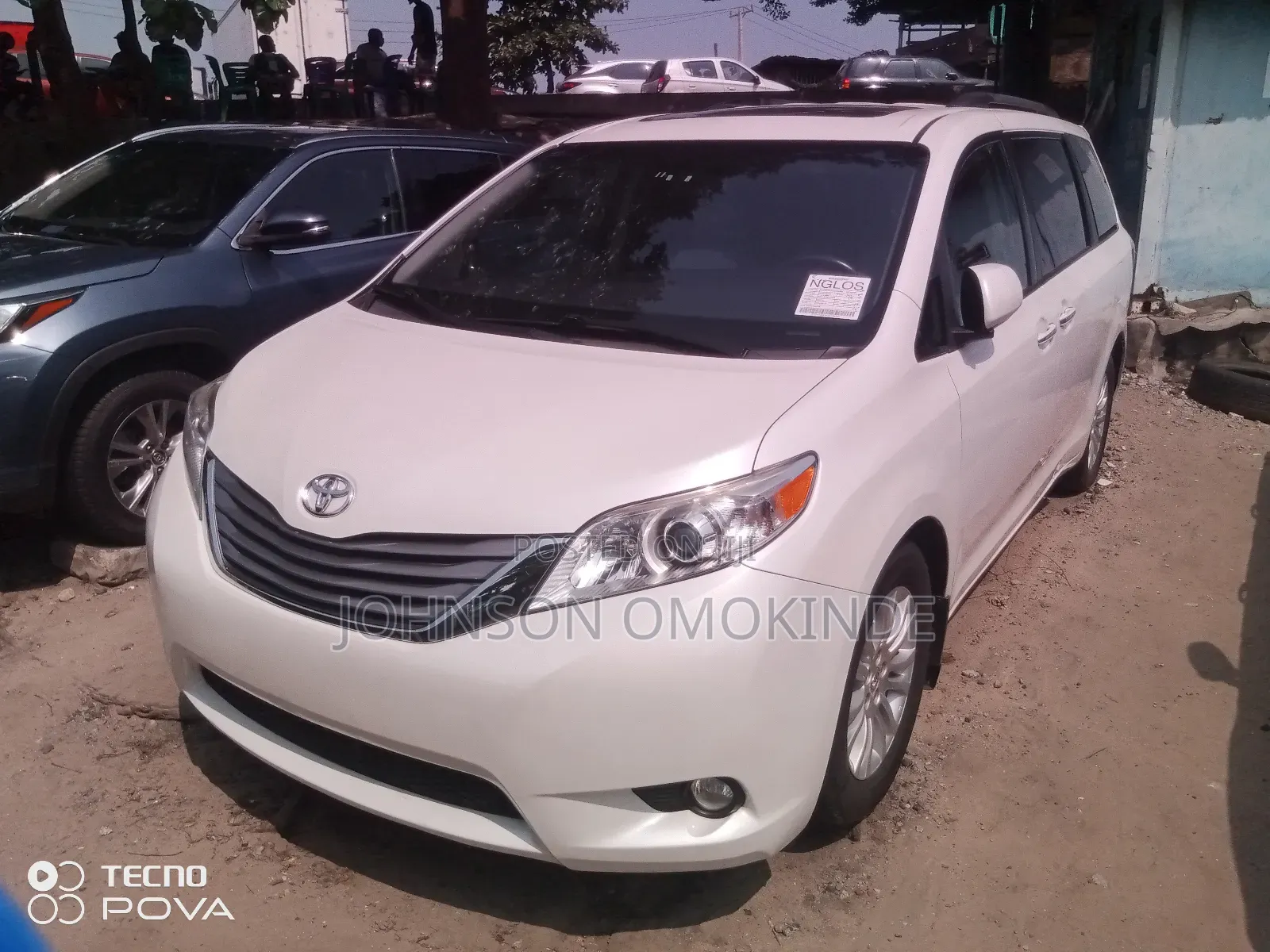 Toyota Sienna XLE 7 Passenger (3.5L 6cyl 6A) 2016 White