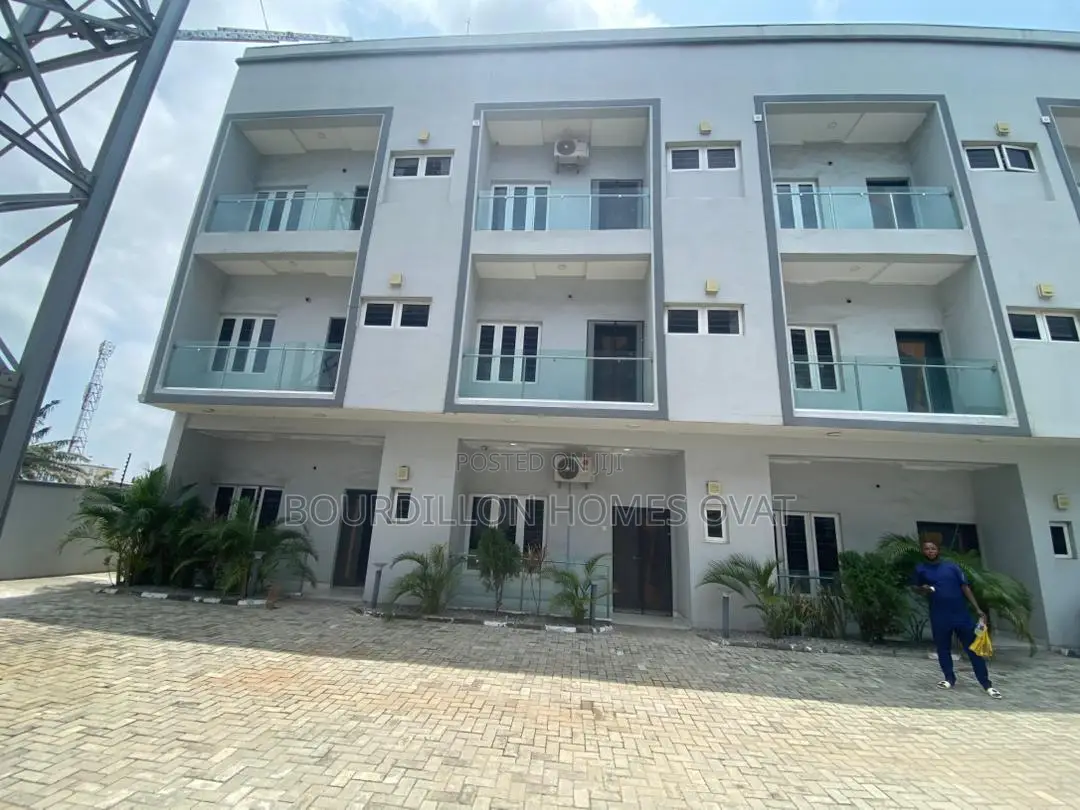 4bdrm Duplex in Mobile Road Ikota for sale