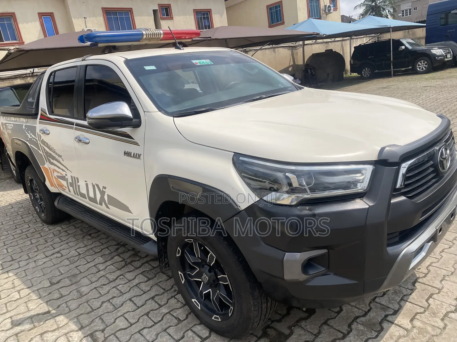Toyota Hilux 2018 White