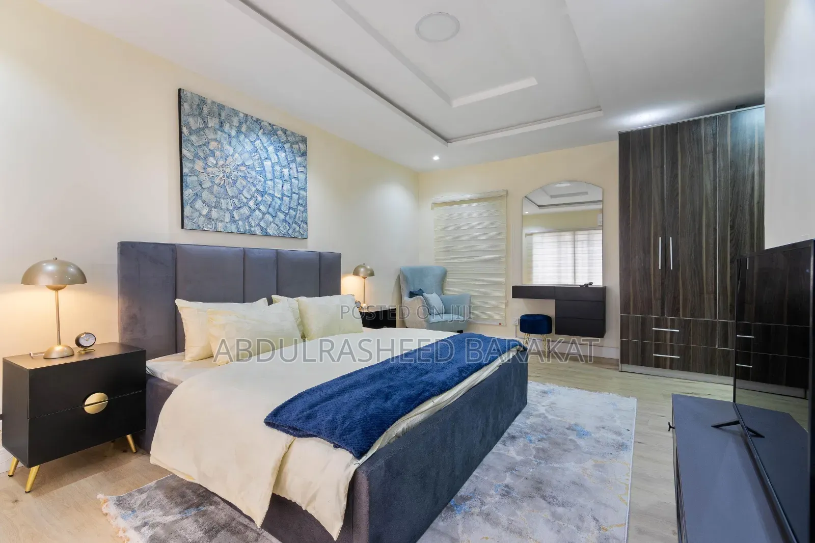 Stunning 3 Bedrooms Apartment With, Football Pitch,Fast Wifi,Balcony