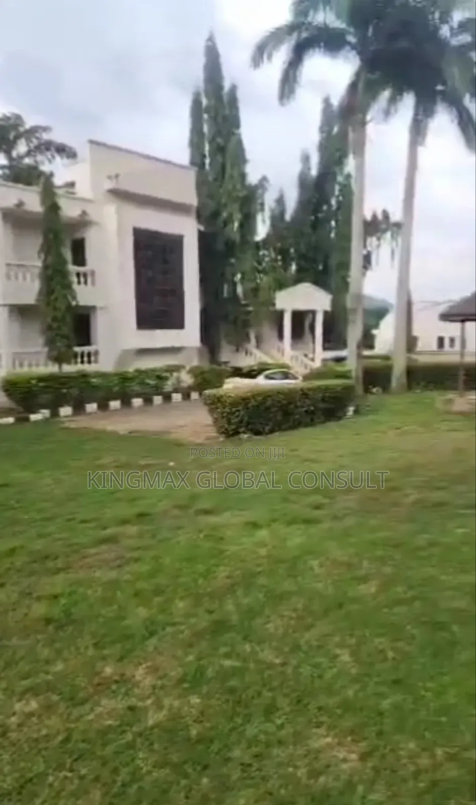 8bdrm Duplex in Maitama Main Abuja for sale