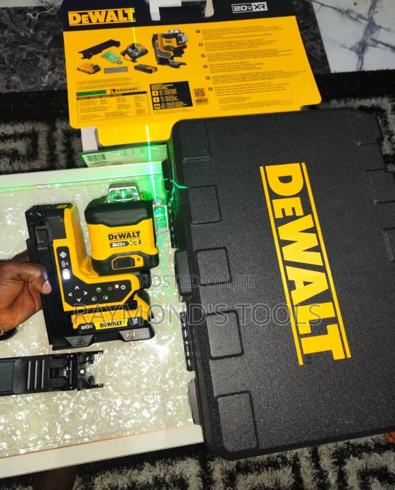 Dewalt 20v Max* Xr Remote Control 100m/360o Line Laser Kit