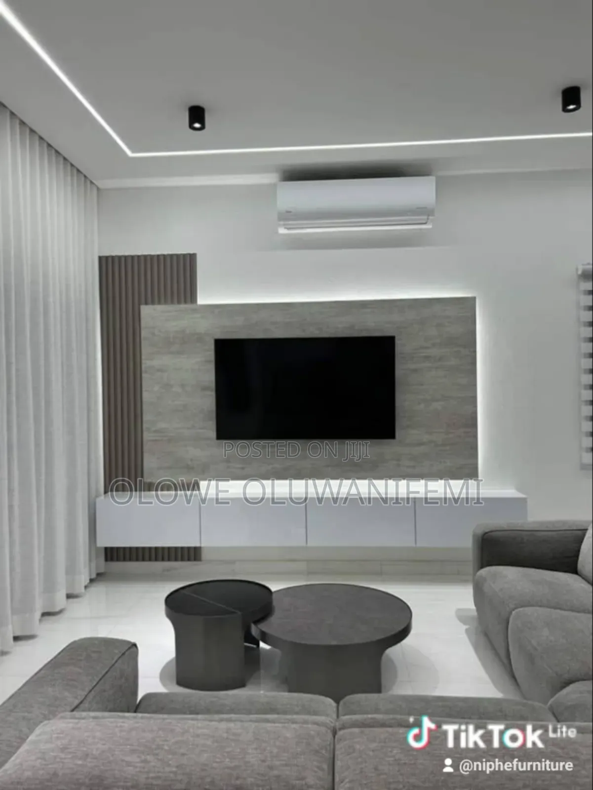 Tv Stand of Exceptional Quality