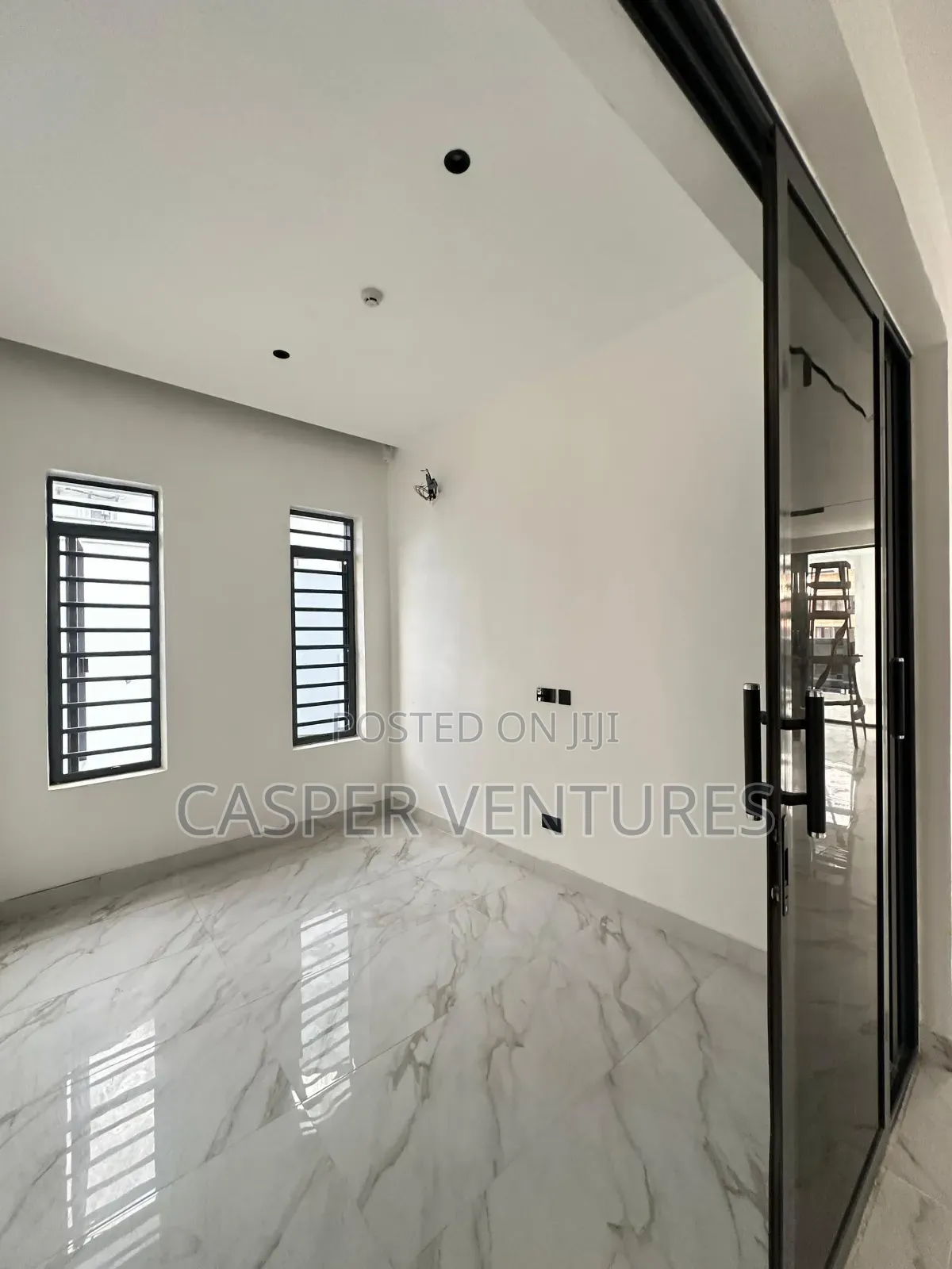 4bdrm Penthouse in Fola Osibo, Lekki Phase 1 for sale