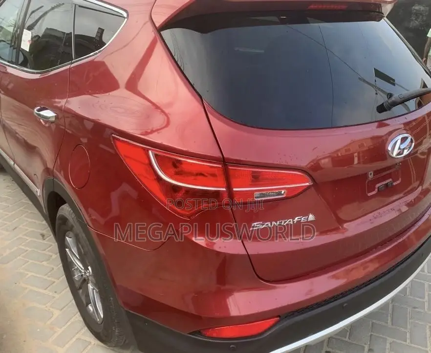Hyundai Santa Fe Sport 2013 Red