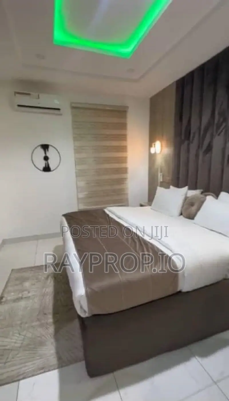 Studio Shortlet in Osapa London Lekki