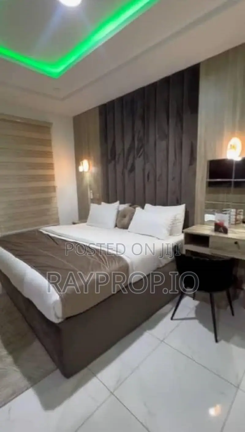 Studio Shortlet in Osapa London Lekki
