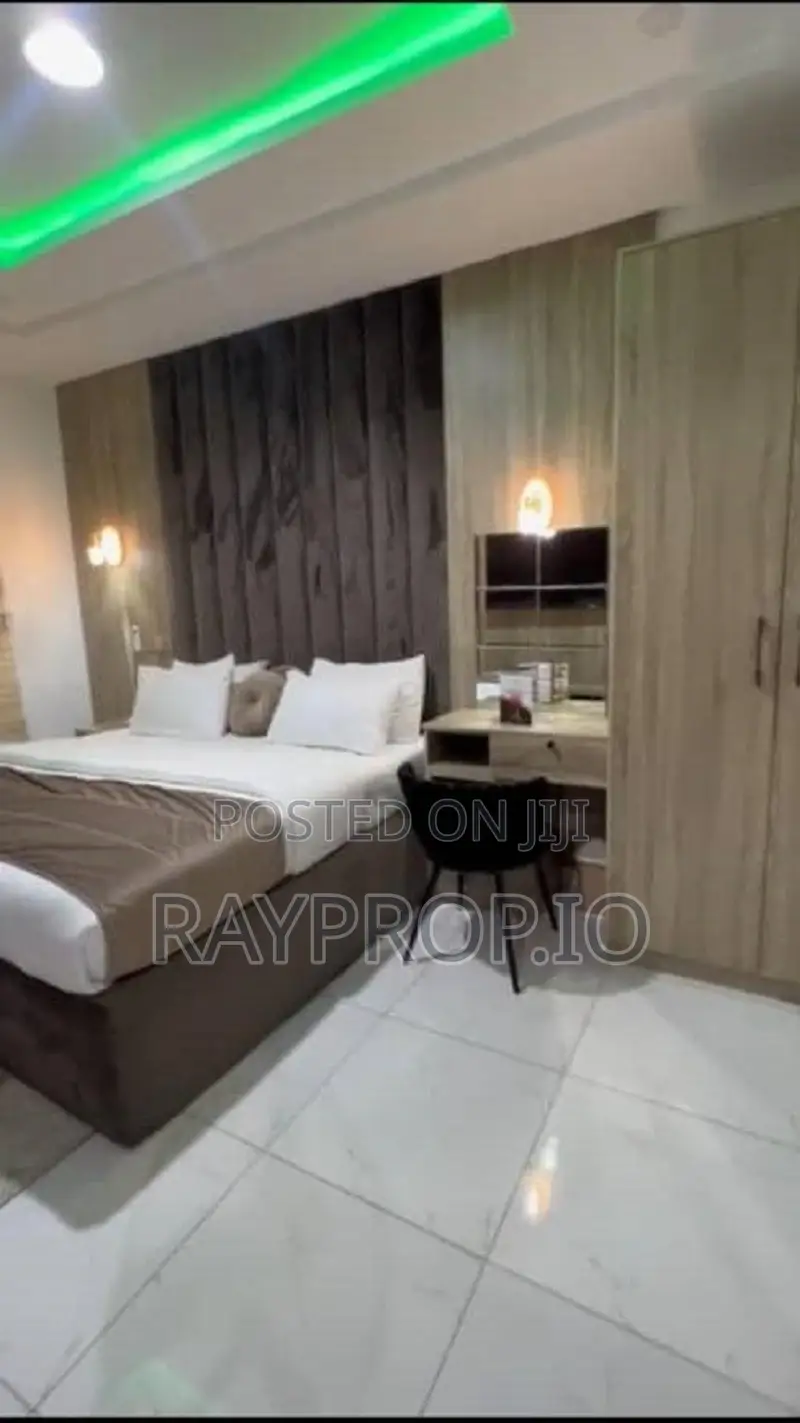 Studio Shortlet in Osapa London Lekki