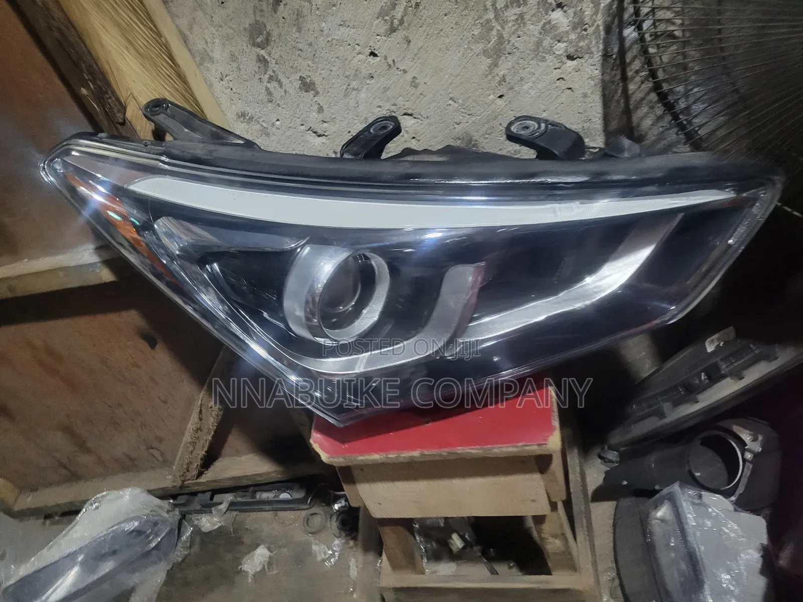 Hyundai Santafe Headlamp 2017