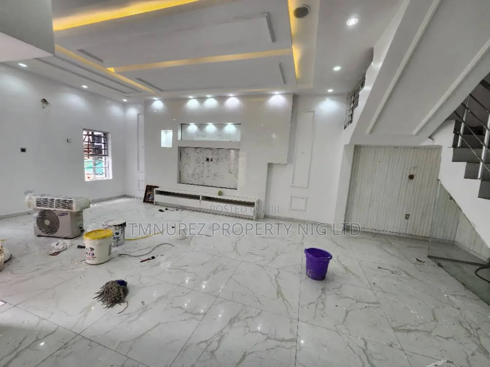 4bdrm Duplex in Chveon Estate, Chevron for rent