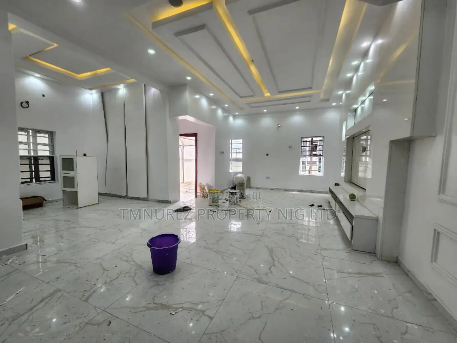 4bdrm Duplex in Chveon Estate, Chevron for rent