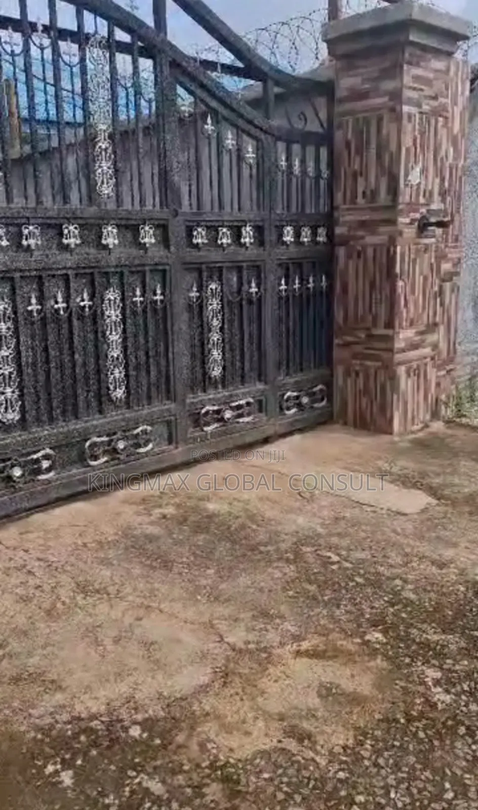 3bdrm Bungalow in Gaduwa Abuja for sale
