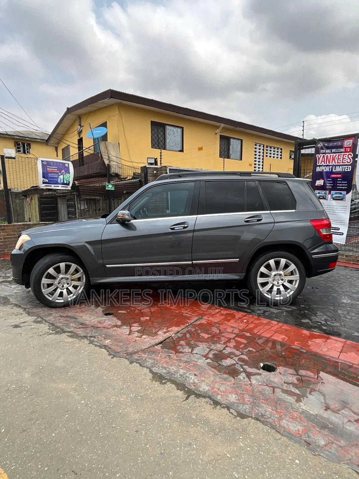 Mercedes-Benz GLK-Class 350 2011 Gray