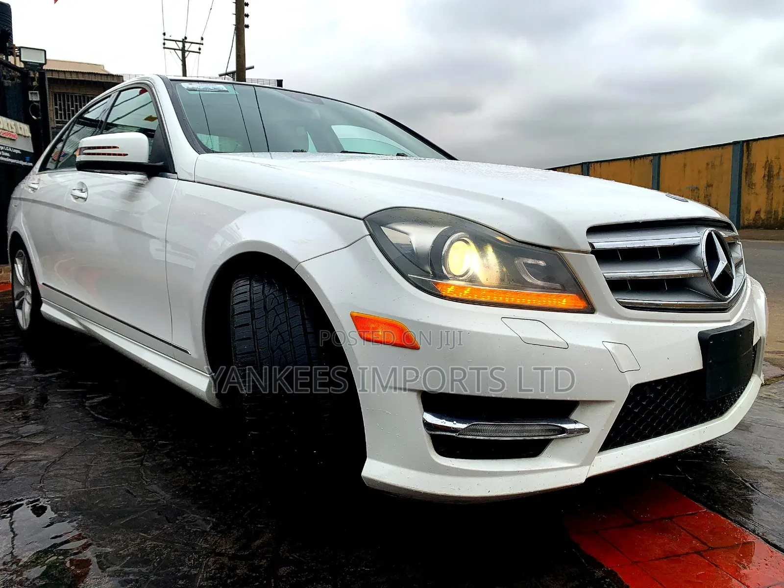 Mercedes-Benz C250 2013 Off white