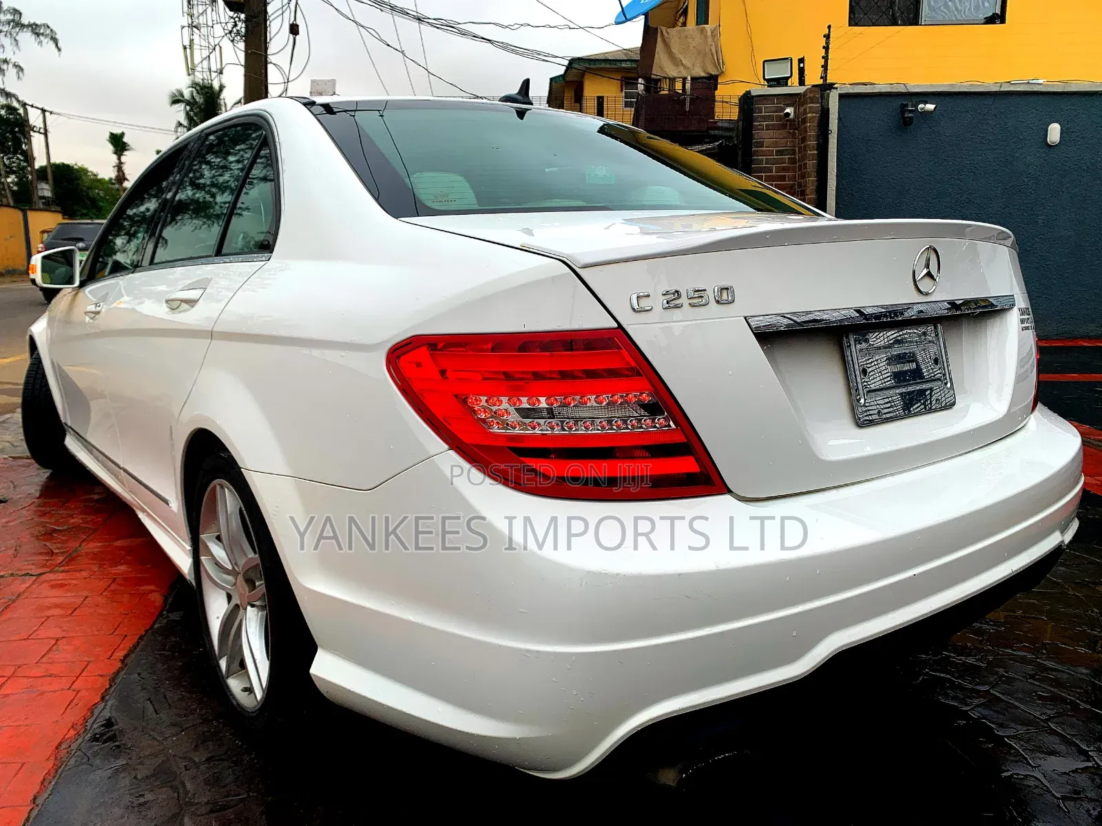 Mercedes-Benz C250 2013 Off white