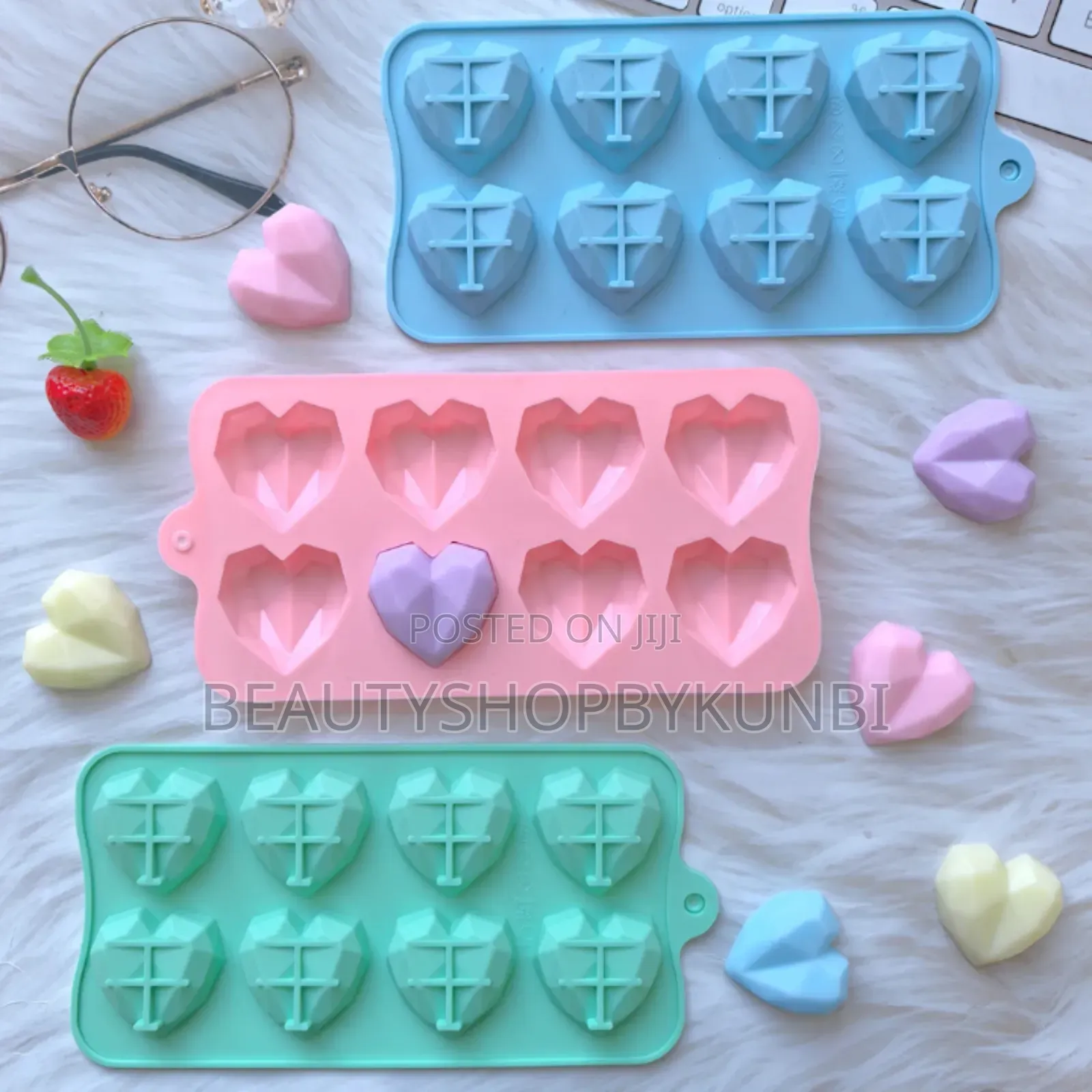 8 Cavity Diamond Heart Silicone Chocolate Mold