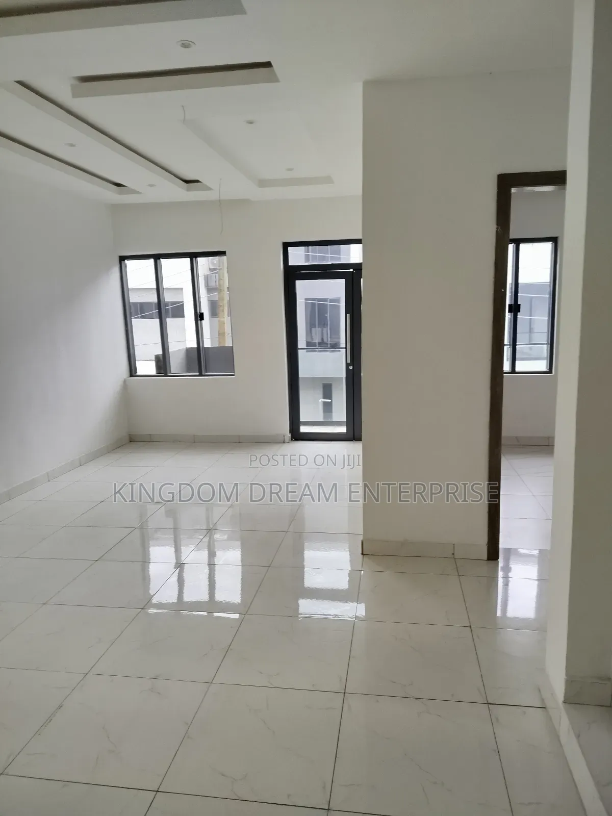 4bdrm Duplex in Osapa London Lekki for sale