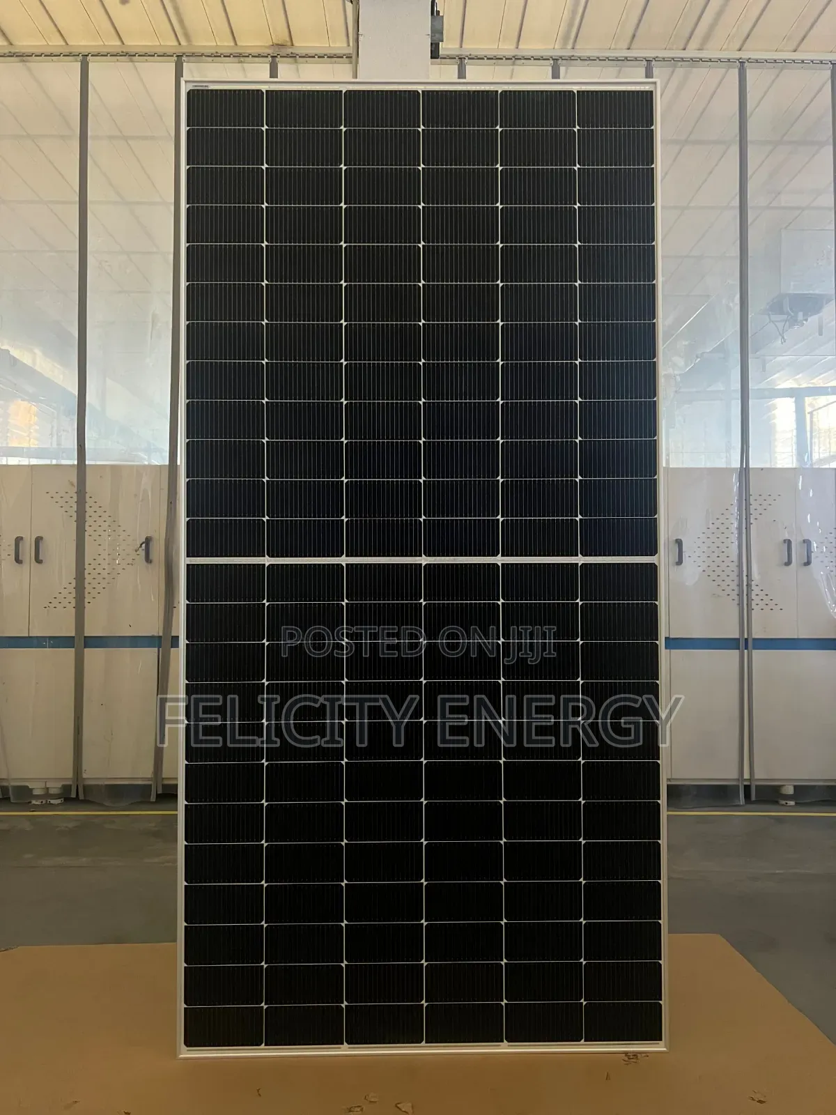 650watt Canadian Solar Panel 144 Cells Monocrystaline