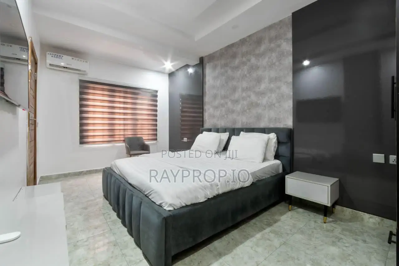 2 Bedroom Shortlet in Ikate Lekki