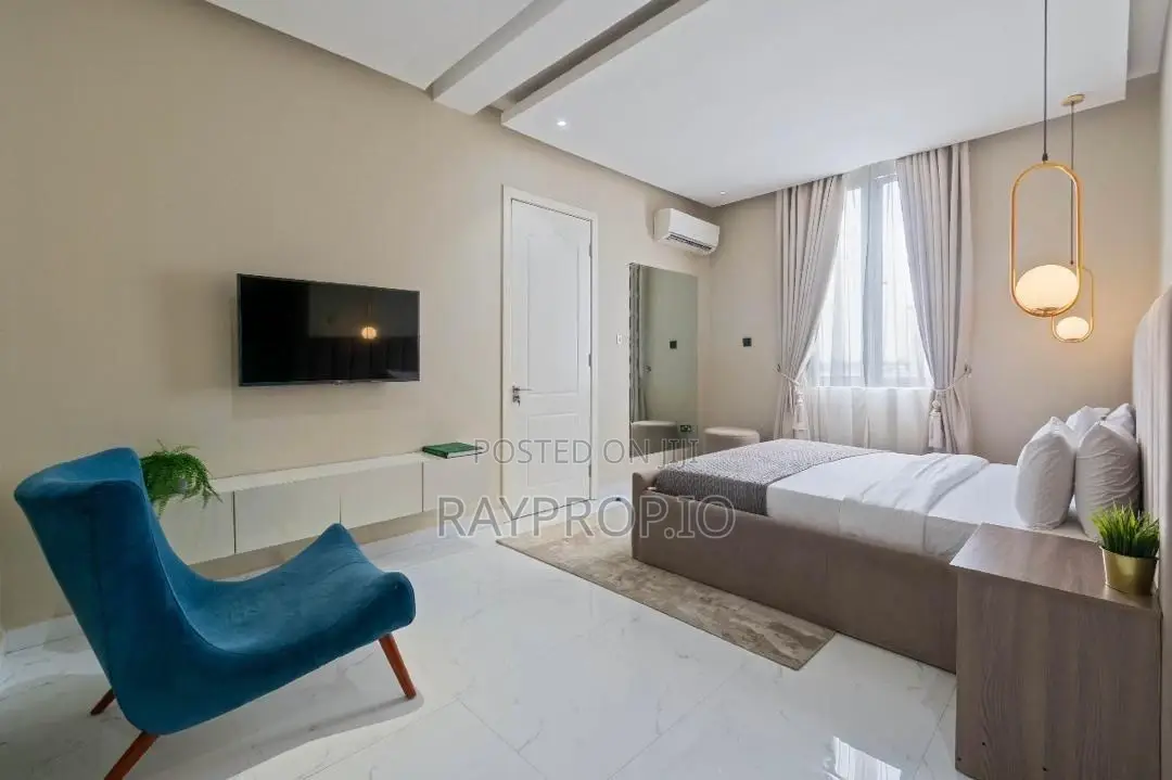 3 Bedroom Shortlet in Ikoyi