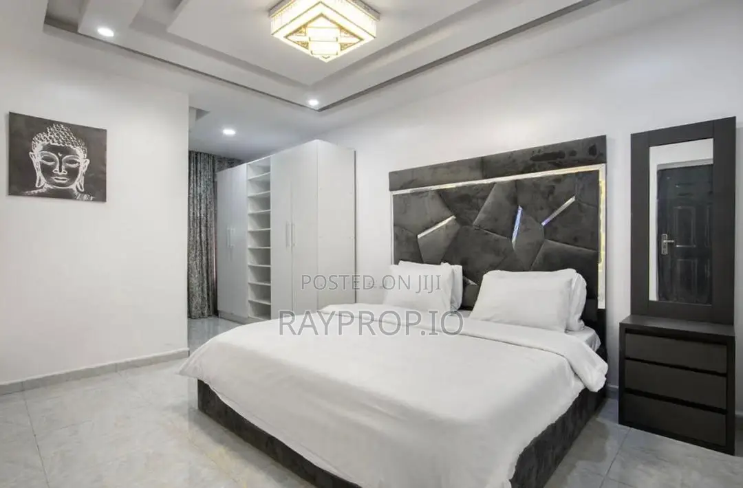 3 Bedroom Shortlet in Ikate Lekki
