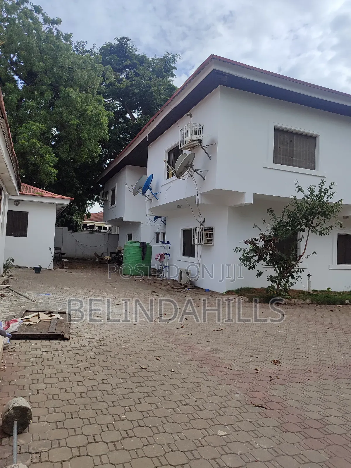6bdrm Duplex in Asokoro for sale