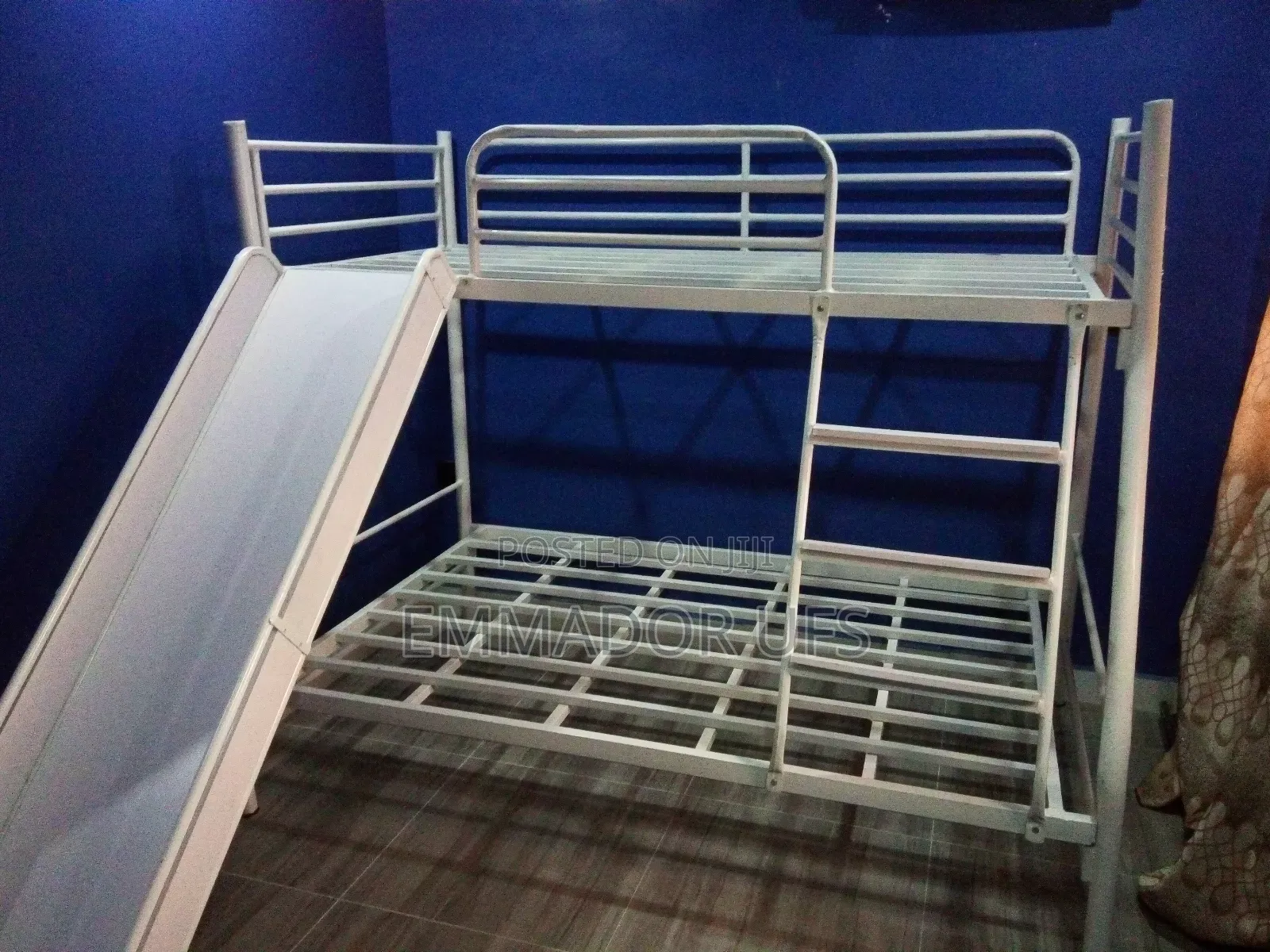 Triple Metal Bed With Slide