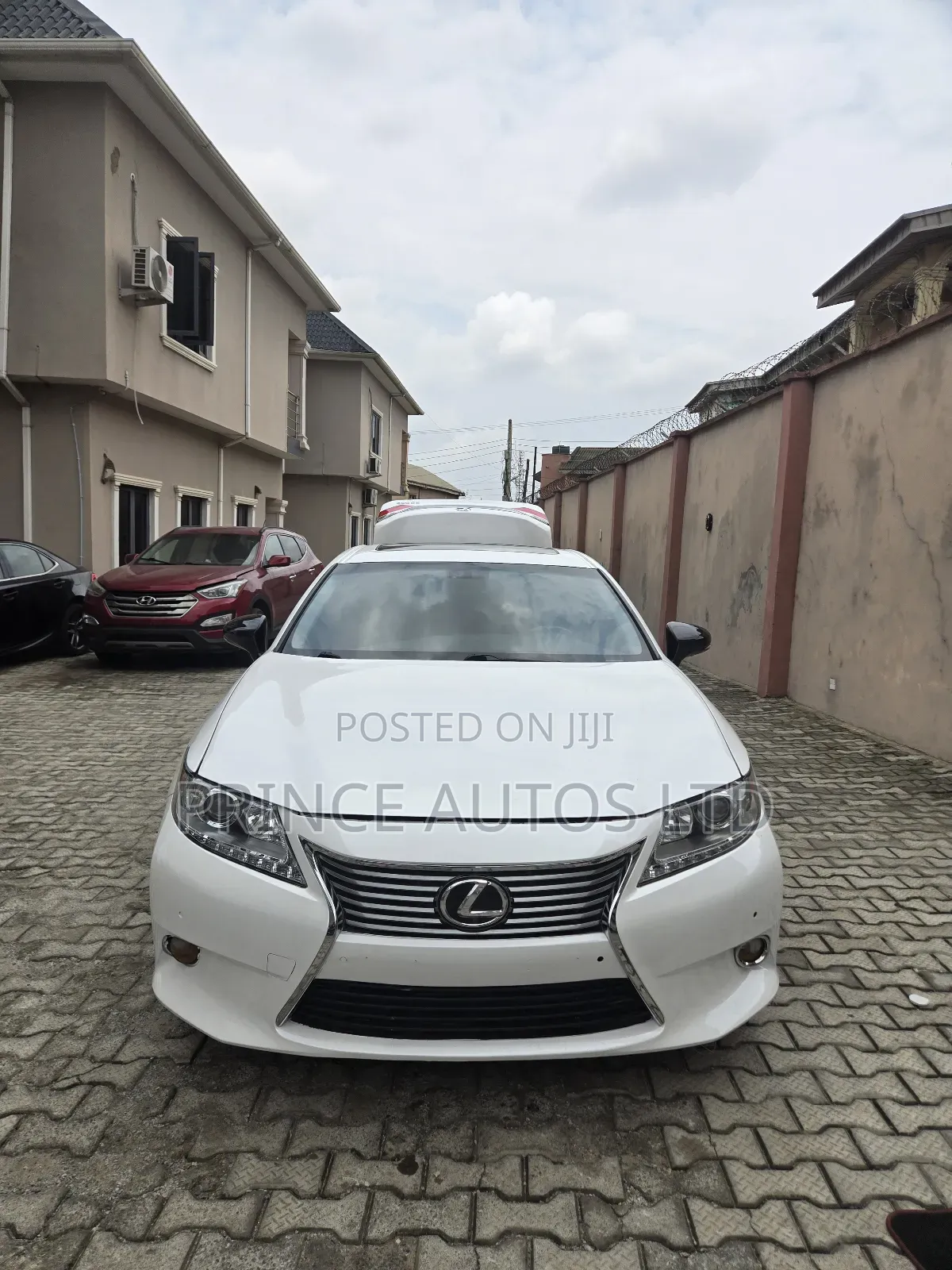 Lexus ES 350 FWD 2015 White