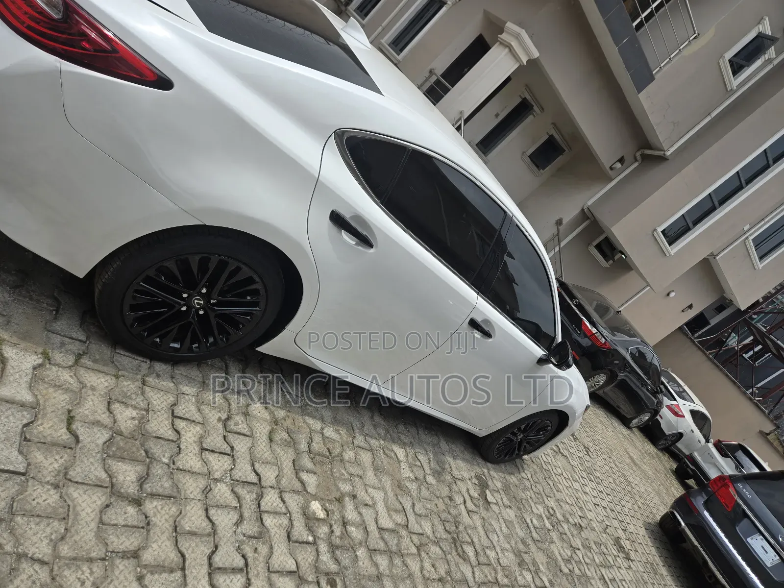 Lexus ES 350 FWD 2015 White