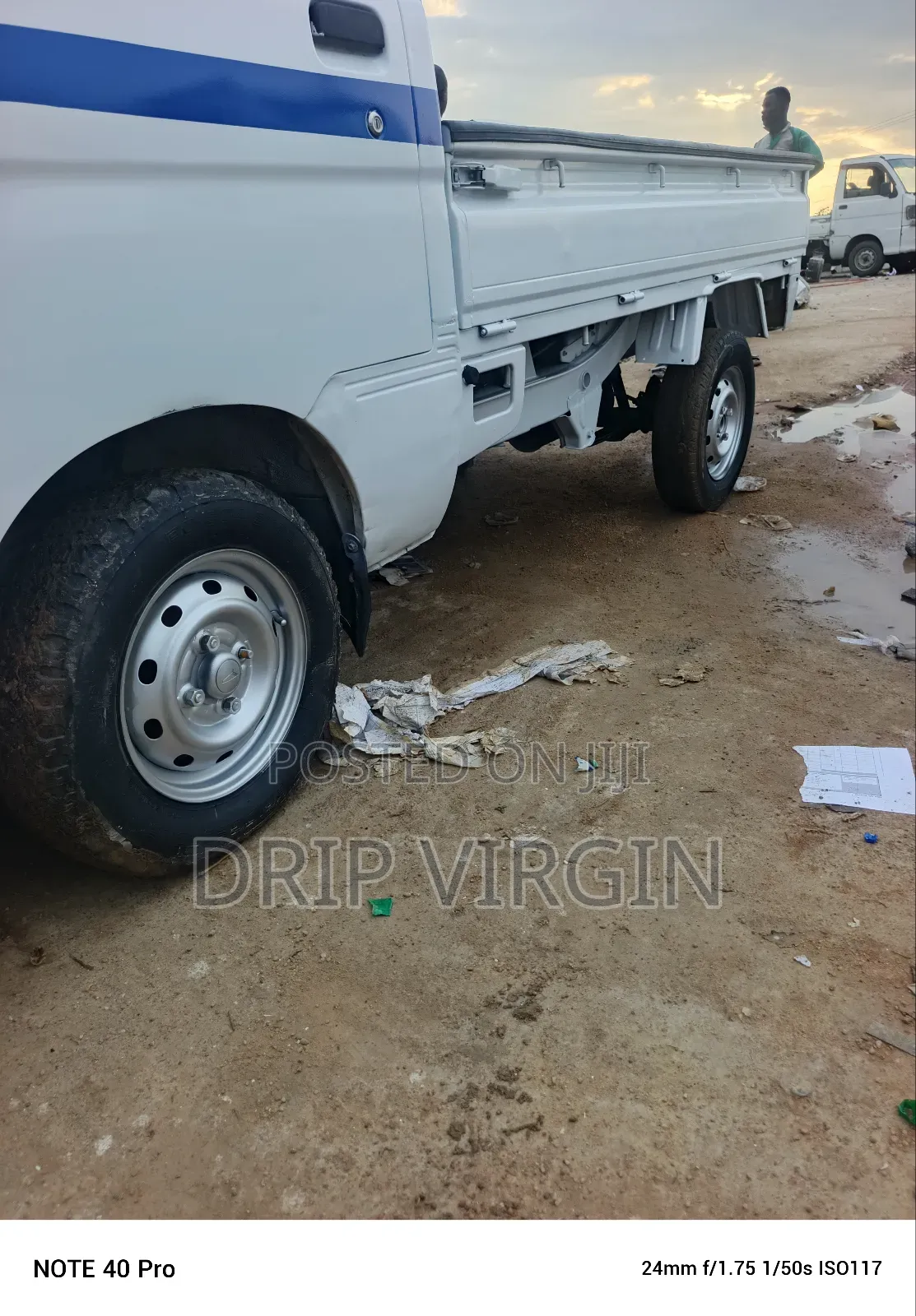 Direct Belgium Daihatsu Hijet Truck 2010 White With CHILLING A. C