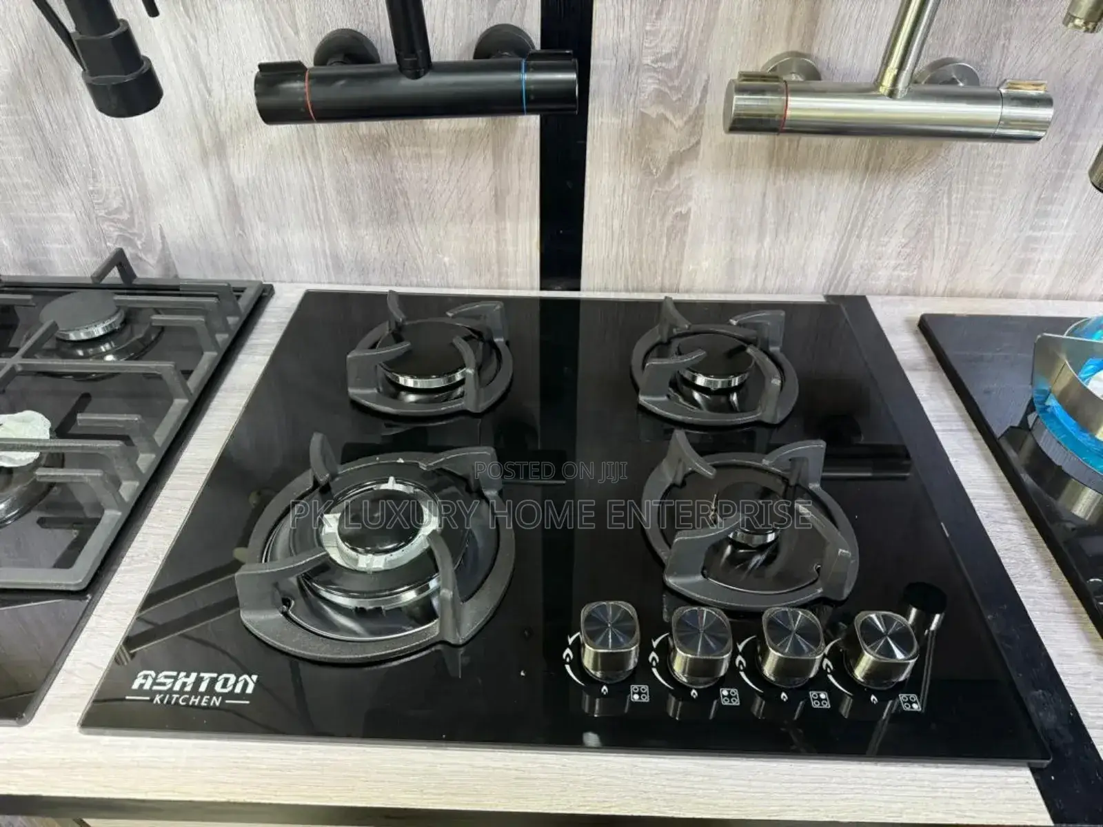 Ashton 4 Burner Gas