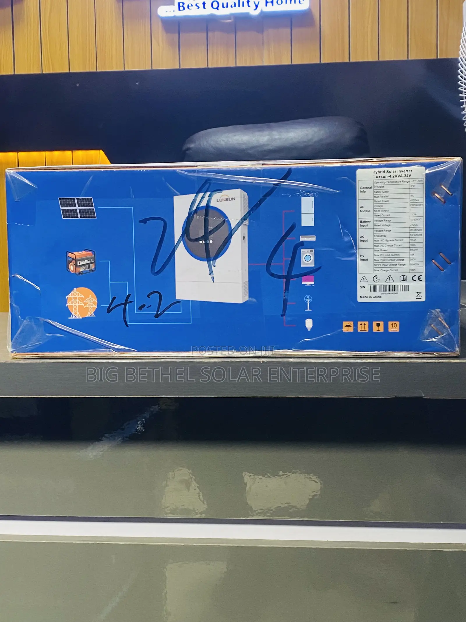 4.2kva 24v Luxsun Hybrid and Off-Grid Solar Power Inverter