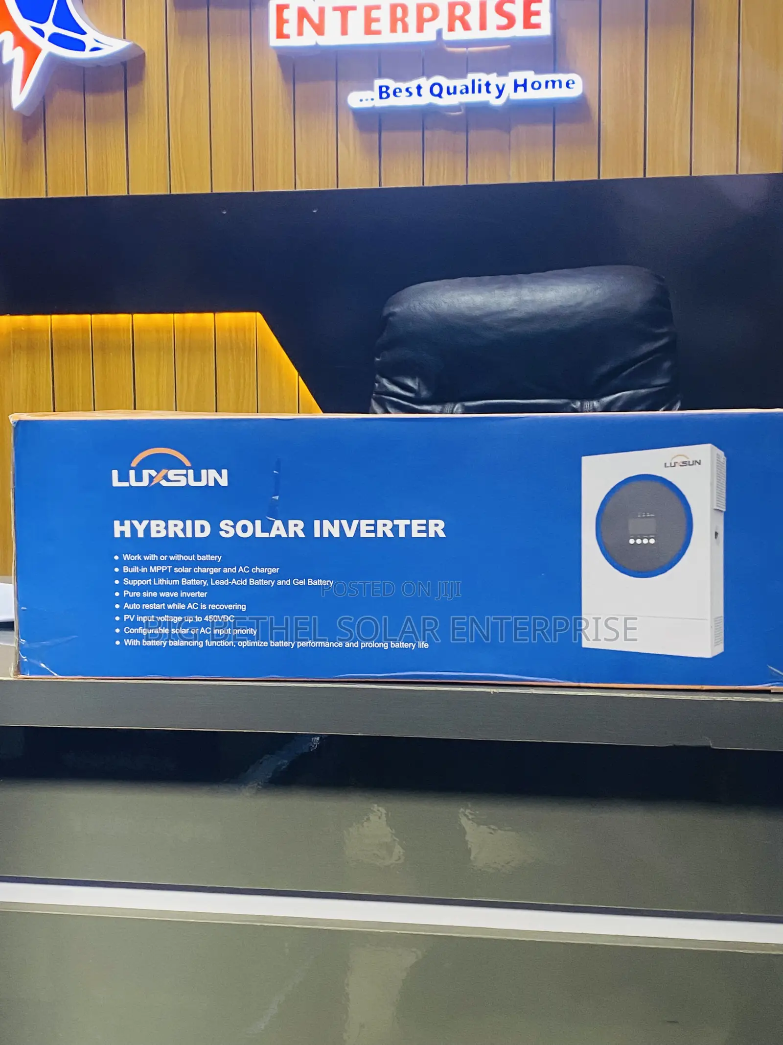 6.2kva 24v Luxsun Hybrid and Off-Grid Solar Power Inverter