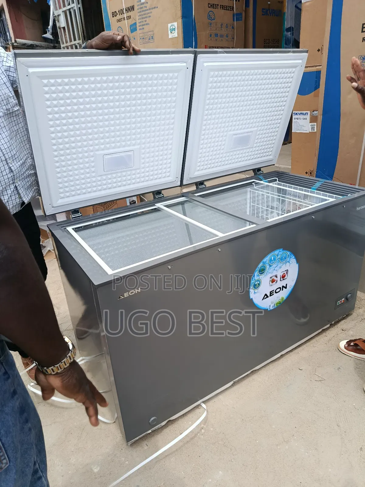 Aeon Double Door Freezer 600 Litrs With Glass Cover External Condenser