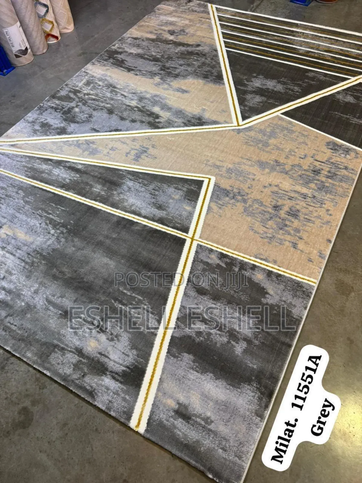 High Quality Foreign Luxury Center Rug