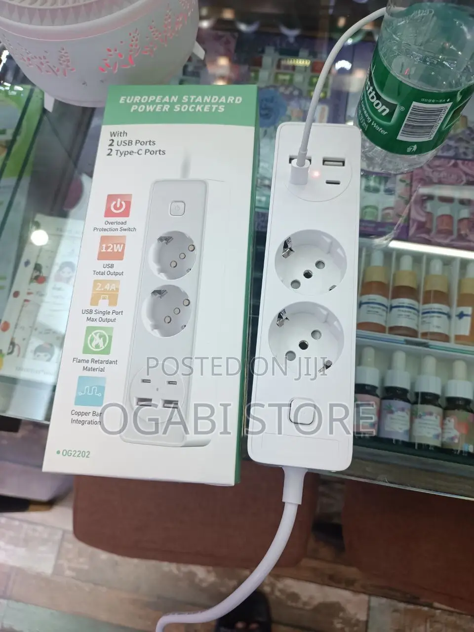 European Standard Socket With 4chargin Spaces