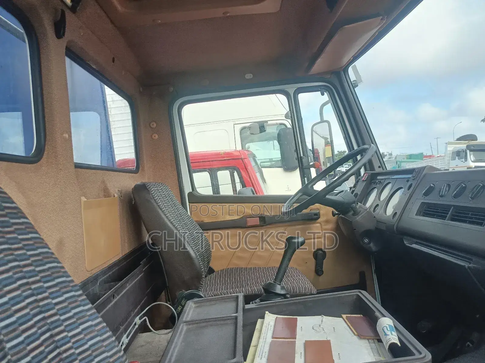 Direct German M/ Benz 1517 Cargo Truck 10tonnage Capacity